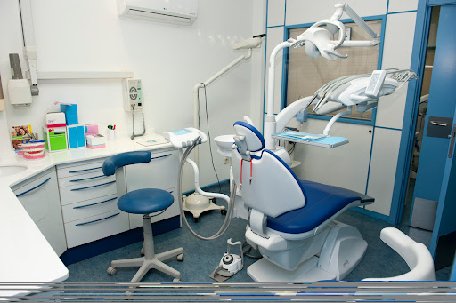 Policlínica Acacias - Dentista en Azuqueca de Henares
