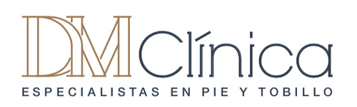 Logo de DM Clinica del Pie y Tobillo