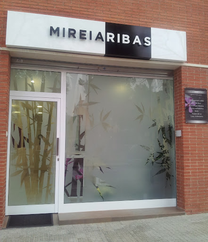 Logo de Teràpies Naturals Mireia Ribas.